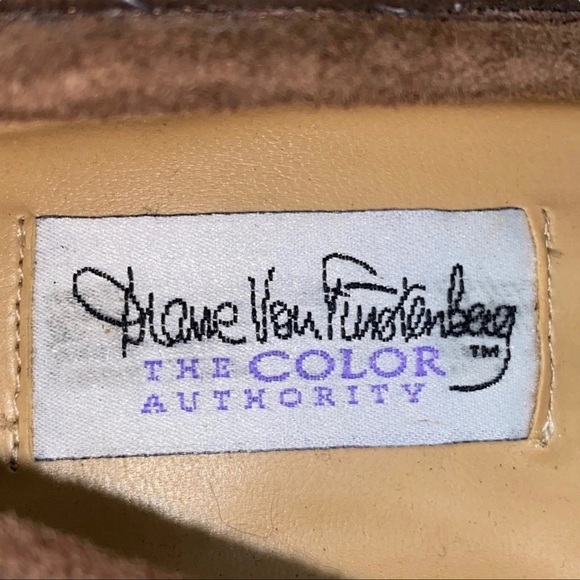 Dianne Von Furstenberg Women’s Brown Suede Horse Bit Loafer Size US 8 - Picture 7 of 9